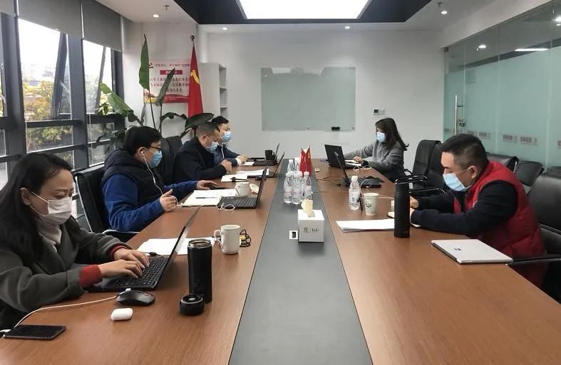 出格报路|抗击疫情兴发游戏xf集团各下属公司积极复工复产