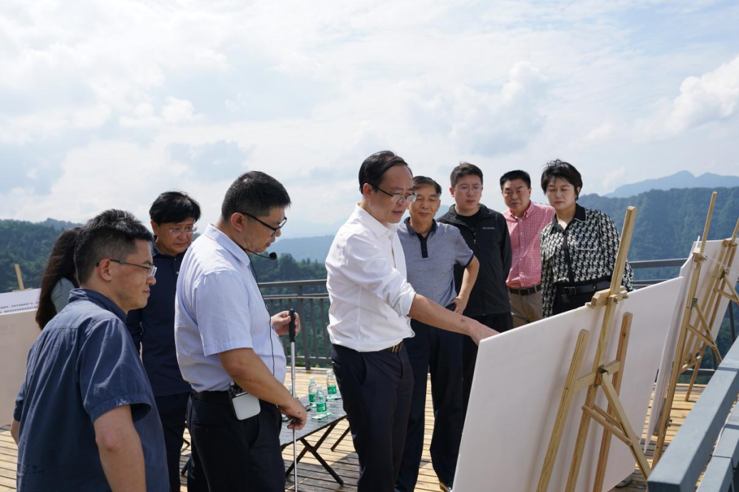 省兴发游戏xf集团表部董事调研峨眉山太阳谷文旅康养项目