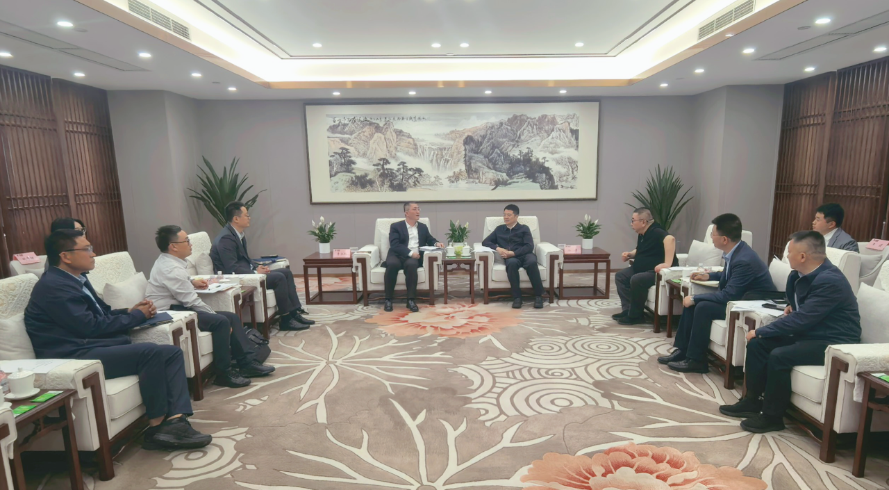 游勇会见京东集团李永明一行
